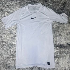 Men’s medium Nike Pro white Dri Fit Shirt